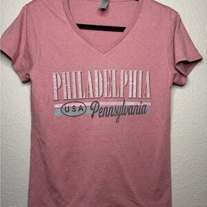 Gildan Pink V-Neck T-Shirt